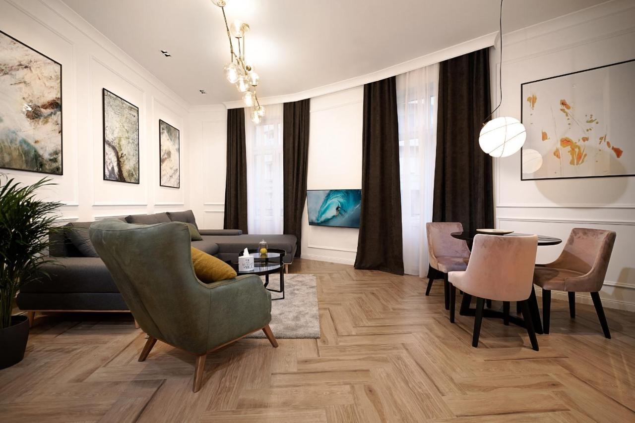 Luxury Donostia & Iruna Белград
