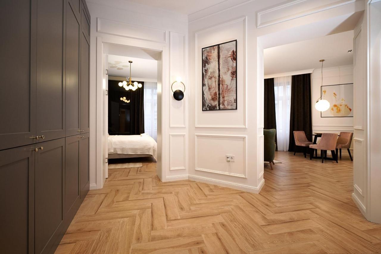 Luxury Donostia & Iruna Апартаменты Белград